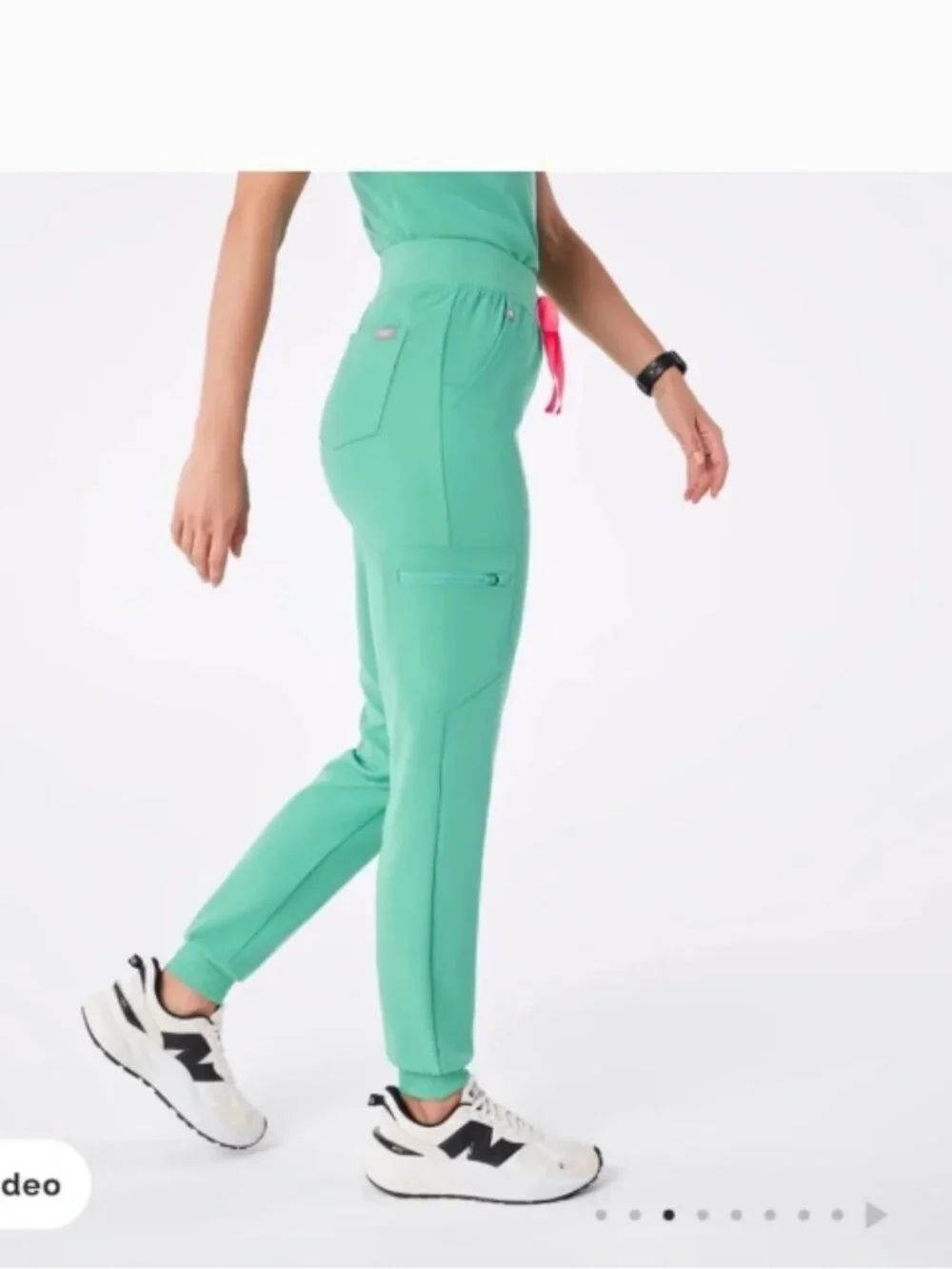 Like New! FIGS Zamora Jogger Scrub Pants PO#1426 Surgical Green in XS/P - Picture 2 of 16